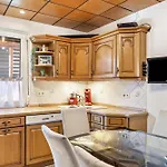 Holiday home Zum Huberts Schweinchen Frankenhain
