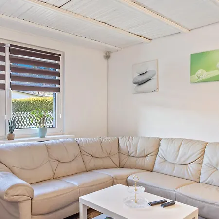 Holiday home Zum Huberts Schweinchen Frankenhain